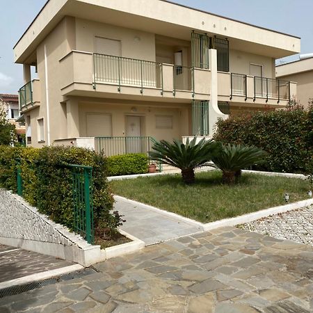 Appartamento In Villa A Policoro Εξωτερικό φωτογραφία